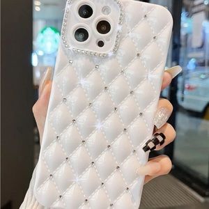 Trendy iPhone Case 📱